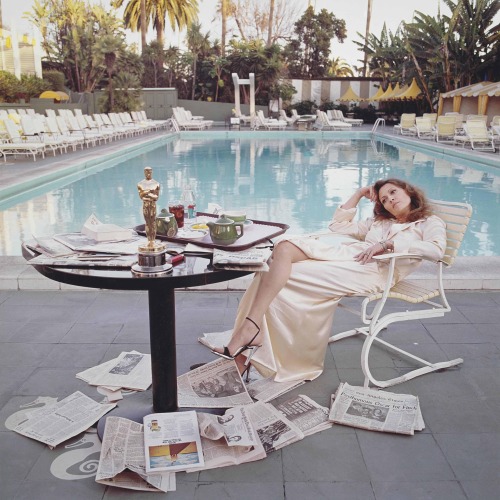 Faye Dunaway, Beverly Hills Hotel, March1977Photo: Terry O’Neill (British; 1938– )Chromogenic print 