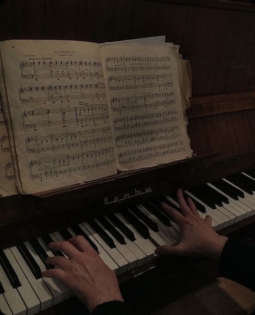 The Piano Is My Happy Place 