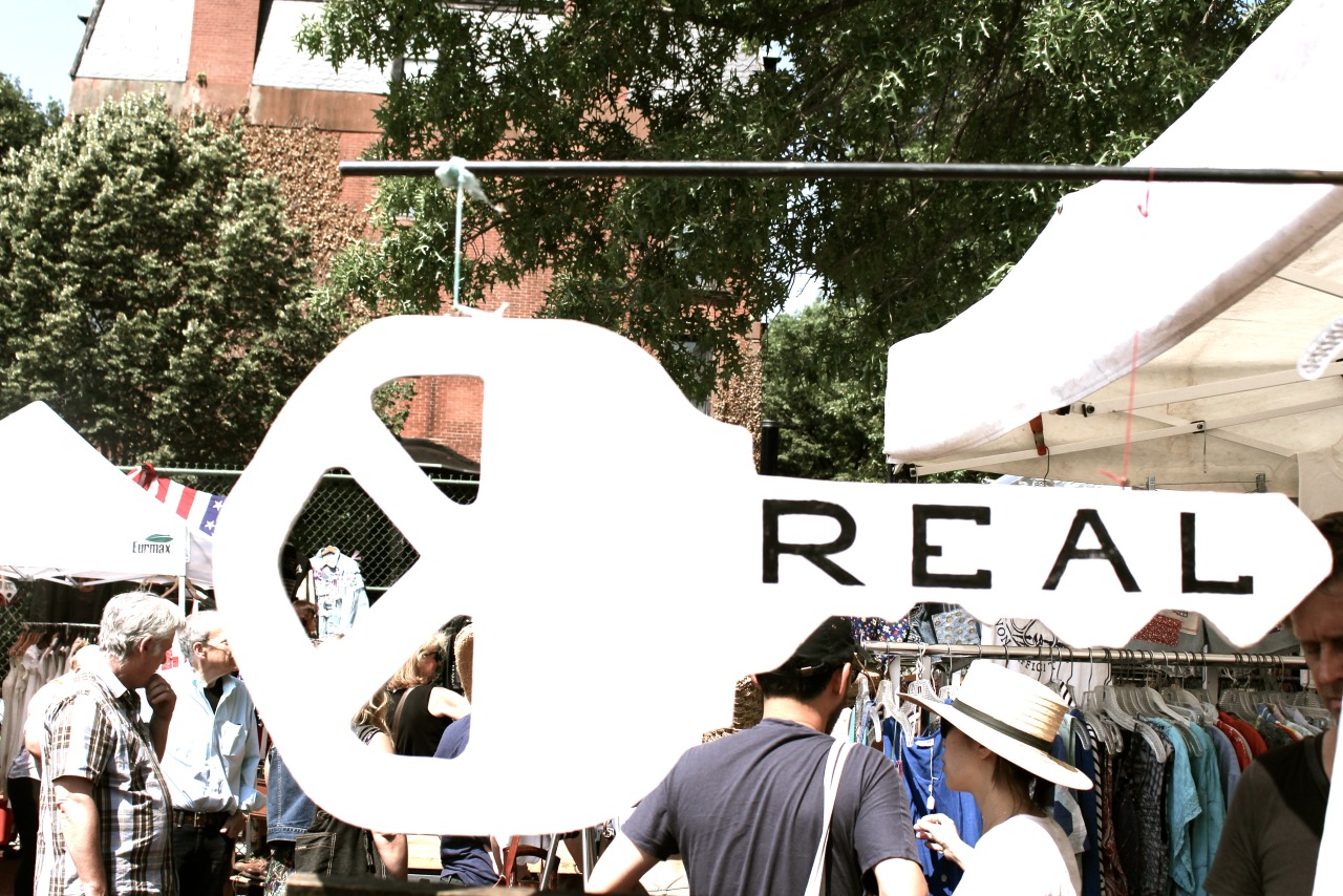 minteriorsblog:  Fort Greene Flea in Brooklyn on Saturday 