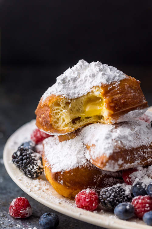 Porn photo fattributes: Lemon Beignets with Fresh Berries