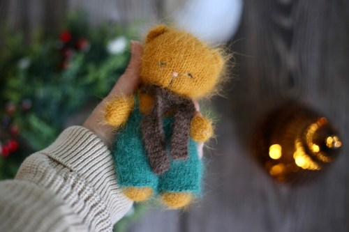 figdays:    Handmade Soft Kitten Knit Toy