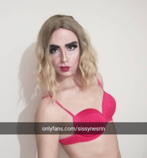 HERE IS THE SEXIEST TRANSGENDER GIRL FROM TURKEY!Please follow here at : https://onlyfans.com/sissyn