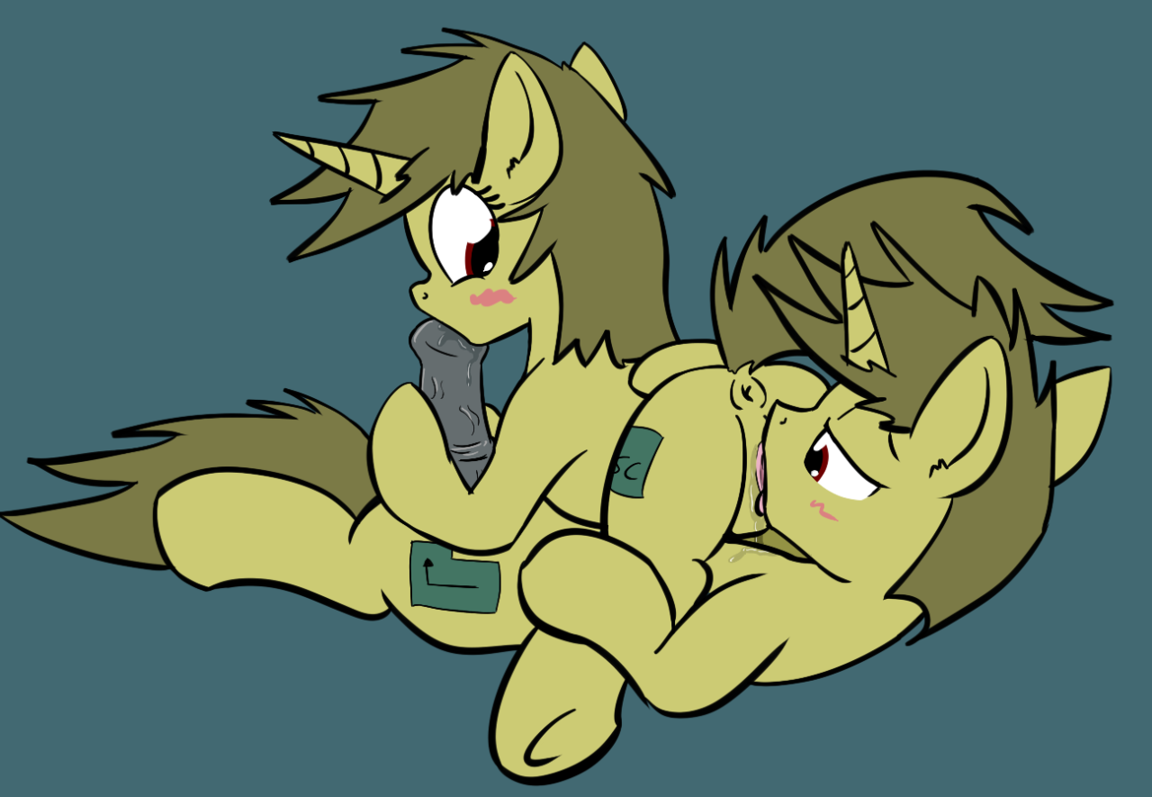 whatsa-smut:  R63 and Selfcest Collection Post!  Unf~