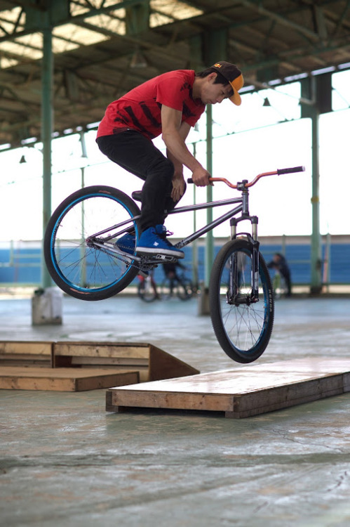 pirobikes: (TUBAGRA MTB STREET TRICK CONTEST 20013 - Googleから)