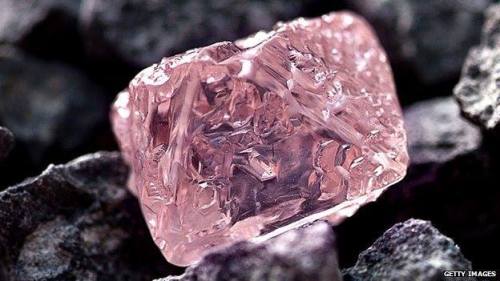 The Argyle Pink JubileeThe most consistent source of pink, purple and the very rare red diamonds is 