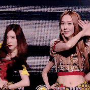 oh-sicas:  jessica + igab live performance  