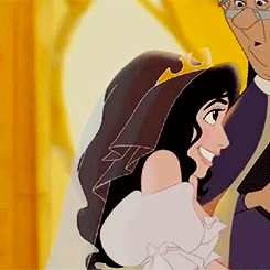thenoodlebooty:  miss-love:  Idina is a double Disney queen CAN WE TALK ABOUT IT  I FORGOT ABOUT ENCHANTED 