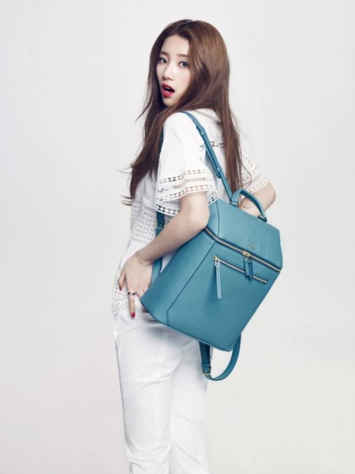 Suzy Bae (Miss A) - Bean Pole’s bag Collection Pics