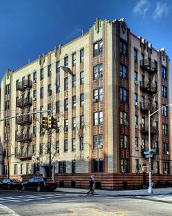 wanderingnewyork:  An in #Kingsbridge_Heights.   #photography #bronx #newyorkcity #nyc #nycphotography #nycarchitecture #architecture #cityscapes #streetphotography #streetscapes #thebronx #bronxarchitecture #bronxphotography #bronxbestshots #picsher