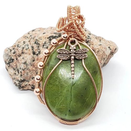 This beautiful jade pendant will make an amazing gift for that special someone this Valentines day #