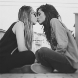 the-inspired-lesbian:  💞 👄 
