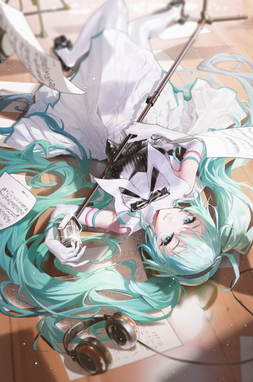 animepopheart:★ 【桐野】 「 Miku 」 ☆ ✔ republished w/permission ⊳ ⊳ follow me on twitter