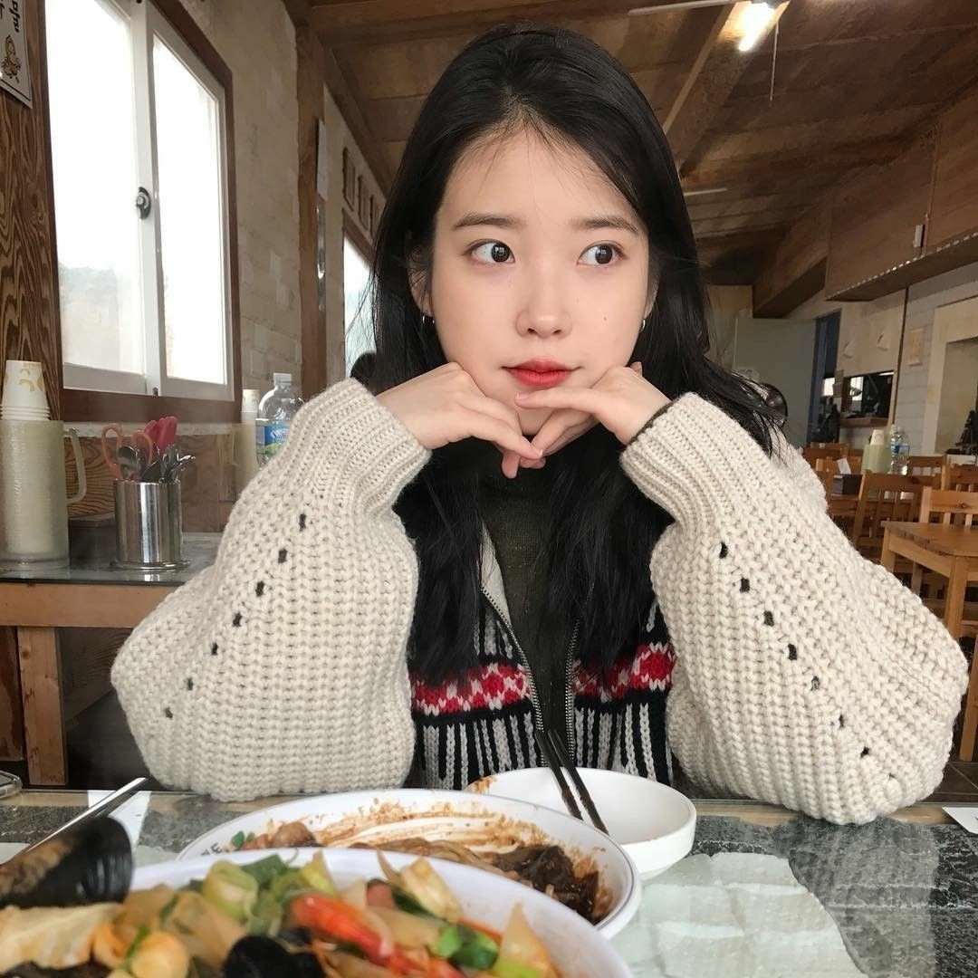 cute-asian:  IU 💖