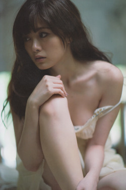 asiadreaming:    mai shiraishi | 白石麻衣