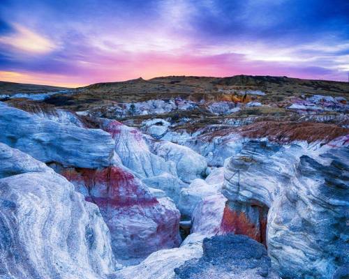 Paint Mines Interpretive ParkIn the wilderness areas of El Paso county in Colorado is a colourful si