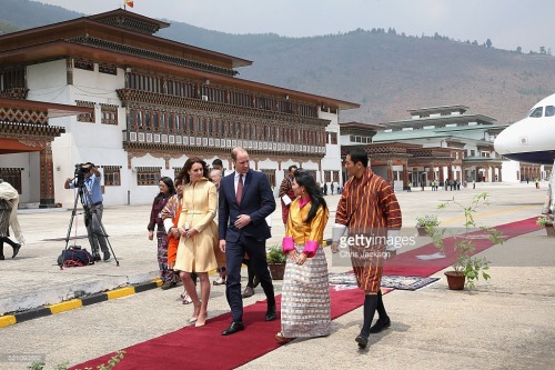 gettyimagesnews:   The Duke and Duchess of Cambridge arrive into Paro International Airport for the 