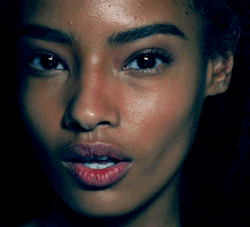 modelmeth:  Malaika Firth Backstage @ Stella McCartney 