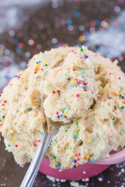 yumi-food:  Healthy Cake Batter Dip  Yes