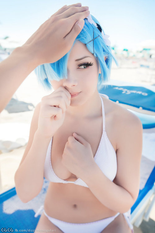 hotcosplaychicks: Rem Re:Zero by ZombRox More Hot Cosplay:  hotcosplaychicks.tumblr.com 