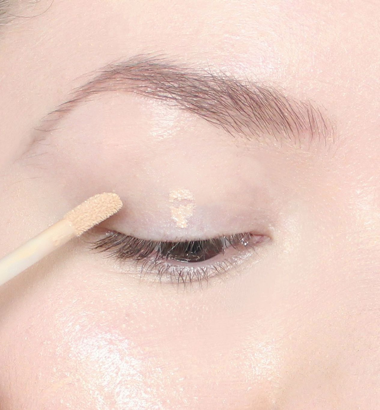 How to Use an Eye Primer for Eyeshadow