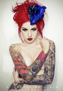 we-require-more-tatooed-girls:  we-require-more-tatooed-girls