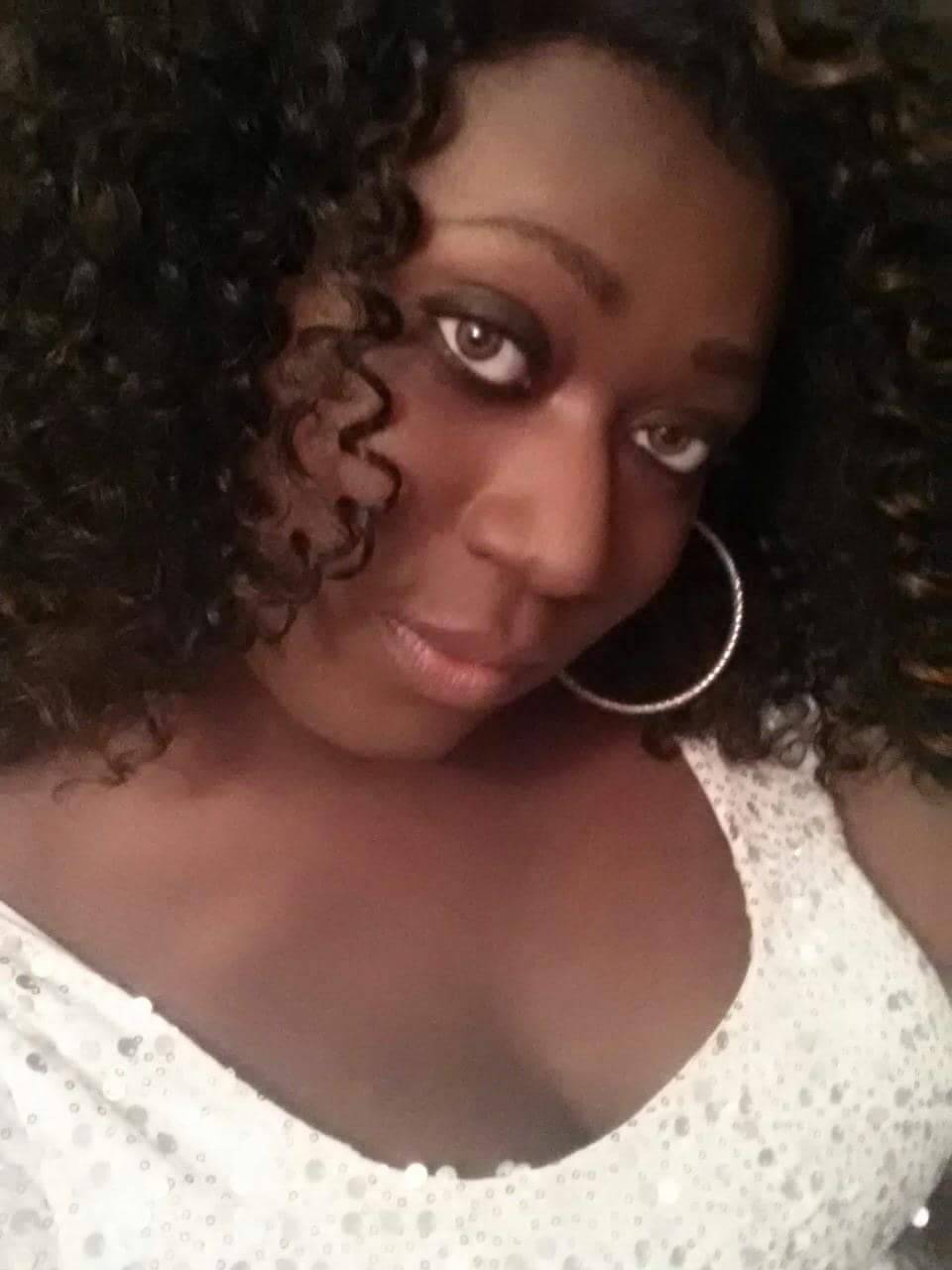 bloody-typhoid2:  wereharpy:  madame-typhoid:  #blackout #blackisbeautiful   You