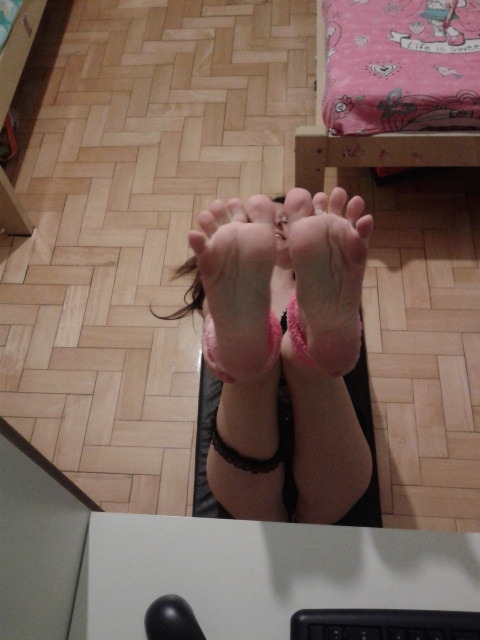footfetishallstars:  melancholicwoman:  Are you ready for??? ;)  FootFetishAllStars.