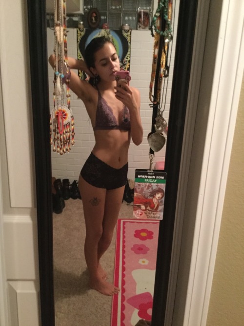 blindpeoplecandream: ✨✨Wear cute lingerie for yourself and appreciate the body you’ve grown into✨✨ I