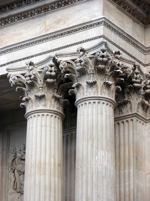 lextravagance:Corinthian columns - St Paul’s Cathedral, London
