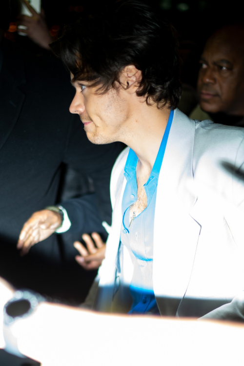 SAH Harry Is Such A DILF