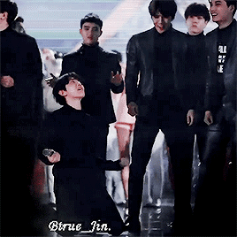 baehkkyun:  baekhyun’s roar influenced the maknaes… especially jongin!