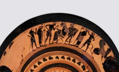 didoofcarthage:Black-figure kylix with seated men and youths (and details)Greek (manufactured at Ath