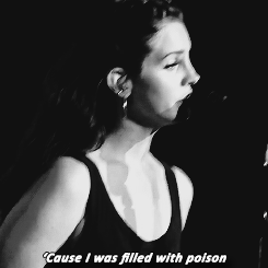 only-lana-del-rey:    Click here to see more pictures about Lana Del Rey + sad black