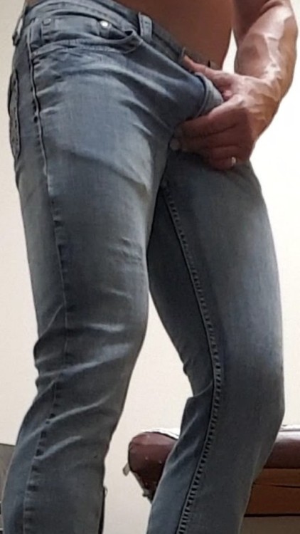 Andy’s Tight Jeans Bulge