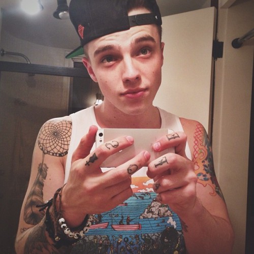 Antigo i-n-s-t-a-g-r-a-o