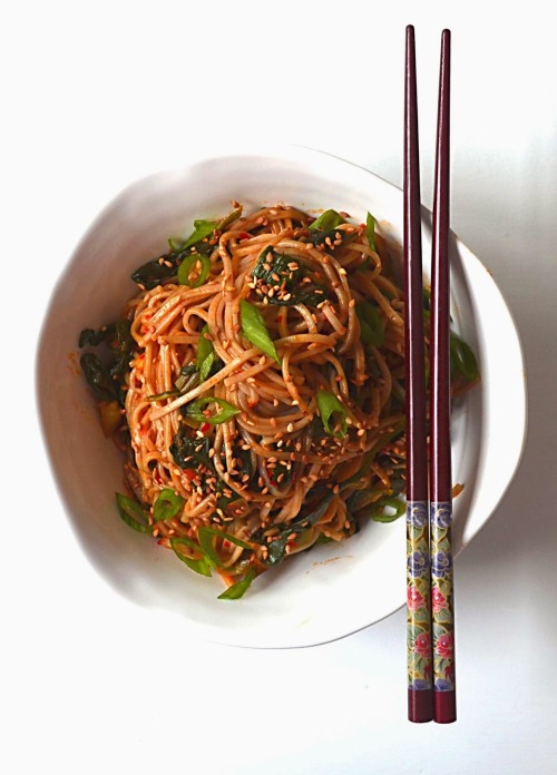 veganinspo:Korean Chili Garlic Soba Noodles