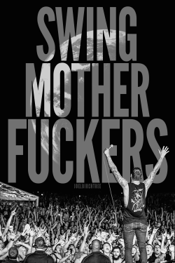 joelbirchtree:  Swing // Parkway Drive [x]