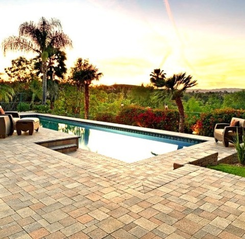 Contemporary Pool In Los AngelesIdea For A Medium-sized Modern Backyard Pool With Rectangular Concrete