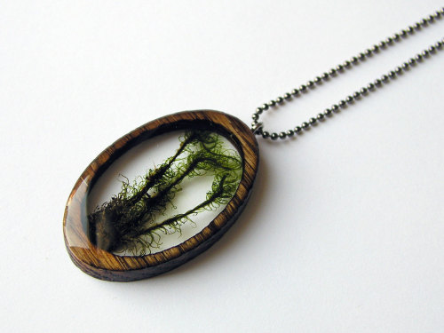 culturenlifestyle:Beautiful Laser Cut Wooden Pendants Hold a Piece of the Michigan Forest Inside Chicago-based indie shop BuildWithWood creates handmade, one-of-kind jewelry pendants which pay homage to the ethereal landscapes of northern Michigan’s