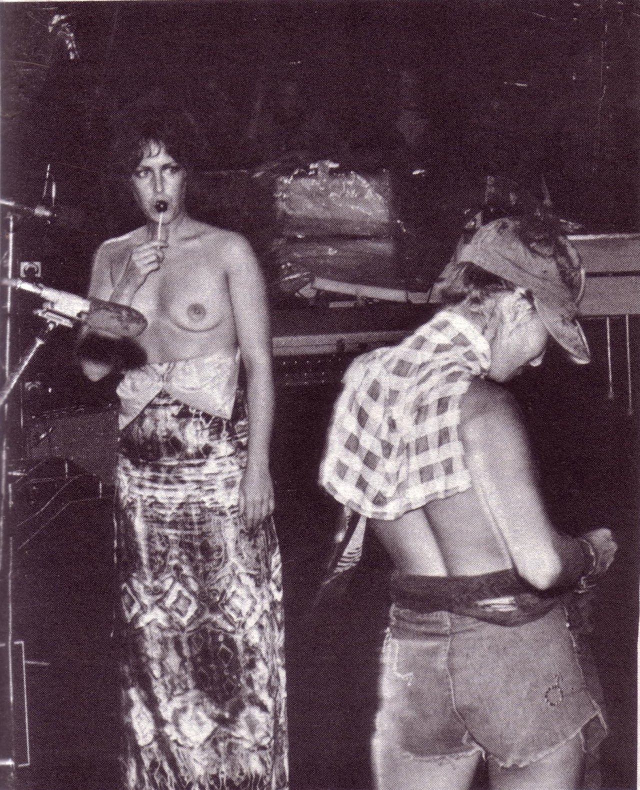 rastronomicals:  Grace Slick (facing the camera) and unidentified fan during the