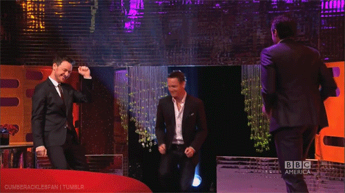 cumberacklesfan:  I got the moves like Fassbender! (x) 