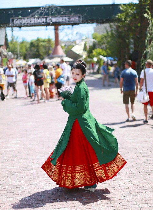 hanfugallery: Traditional Chinese fashion in Ming dynasty style, Toronto Hanfu Club.
