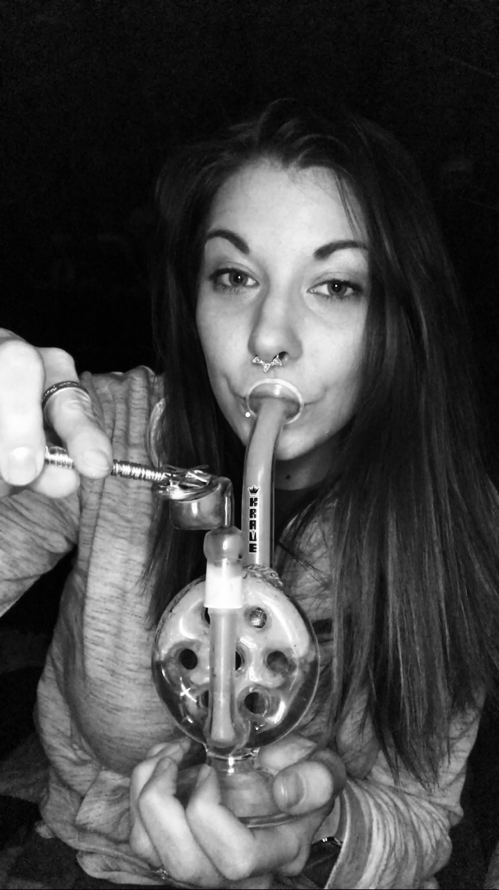 mrs-420:  If you’re lost, you can look, and you will find me.. Dab after dab.💁🏻😂