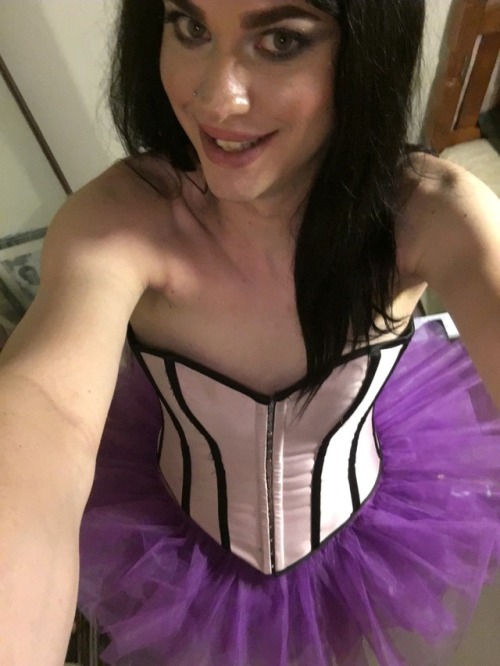 savvy25:Pics of me tonight and the heels i wore