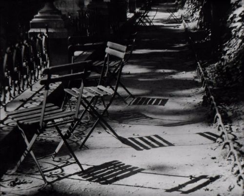 de-salva: Chairs (Paris, 1925)   André Kertész © The Medici Foundation 