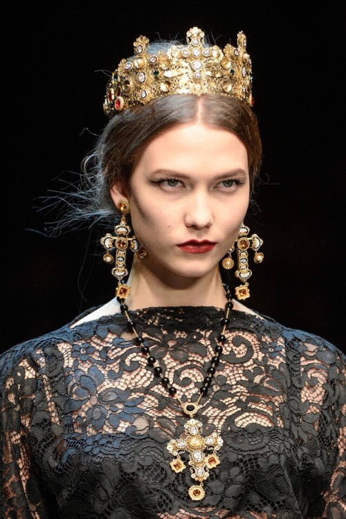 we-are-knight: ladolcevitabella: Dolce &amp; Gabbana F/W 2013 So, Byzantine fashion? Hell yes.
