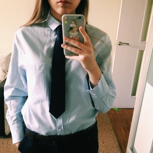 I bought a tie and now I can say that your daughter calls me daddy :D