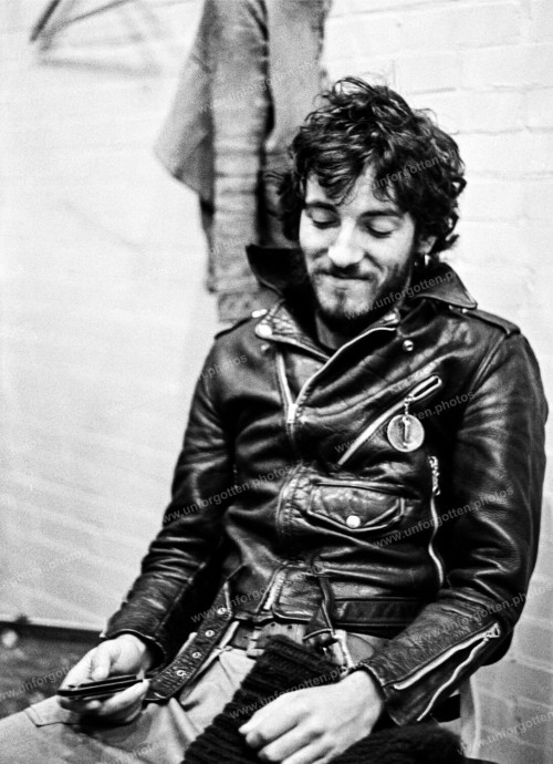 brucespringsteen:Bruce Springsteen, 1975