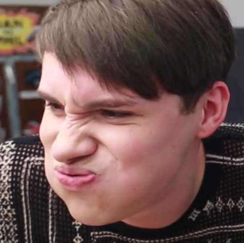 howellsankles:Dan makes the most iconic faces