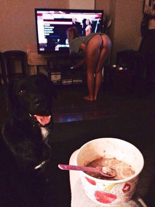 homealonegirlfriends:  Click Here for more sexy pics!
